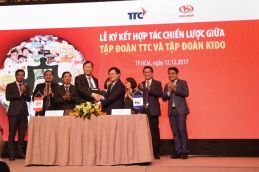 “Đại gia Việt” công bố hợp tác chiến lược 1456 Hinh Hop Tac